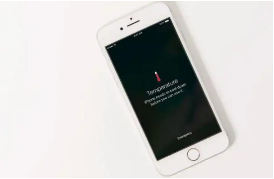 翁田镇苹果手机维修分享iPhone 手机发热如何快速降温 